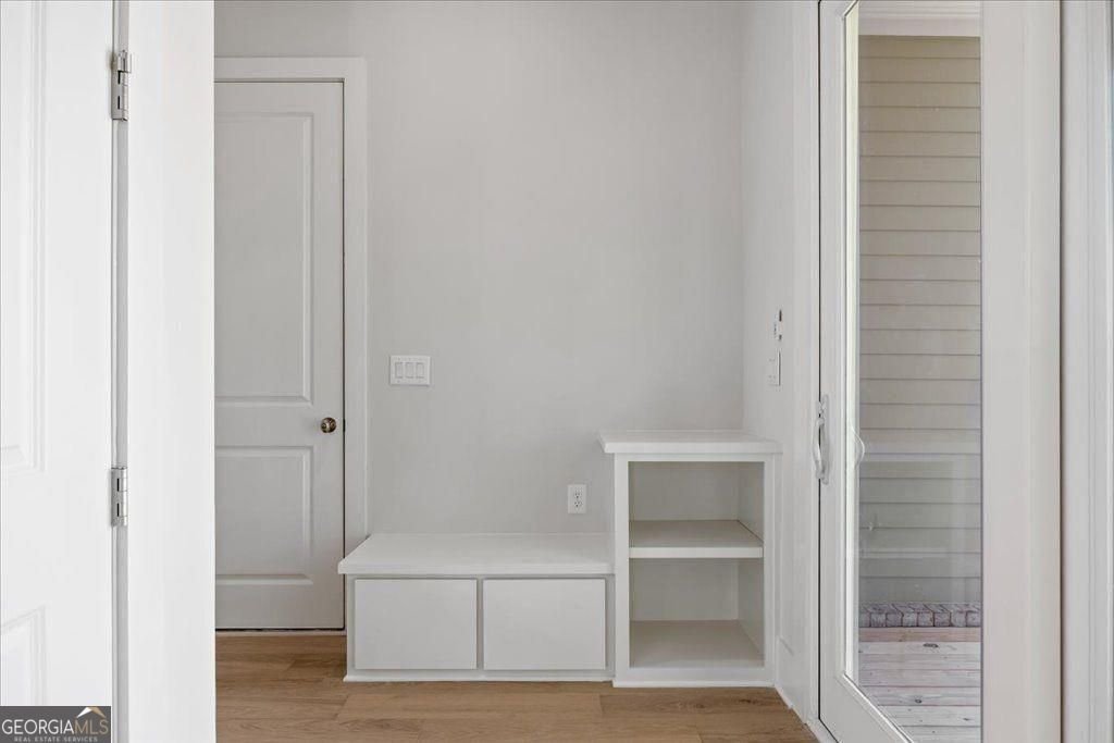 2035 Village Walk Milton - 20