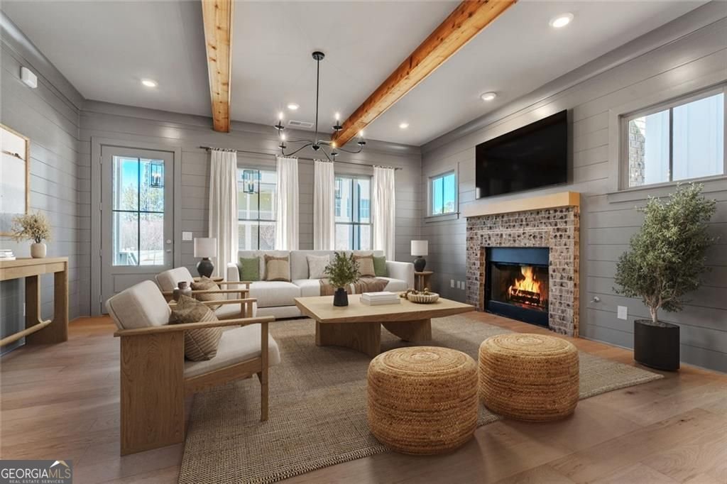 2035 Village Walk Milton - 4