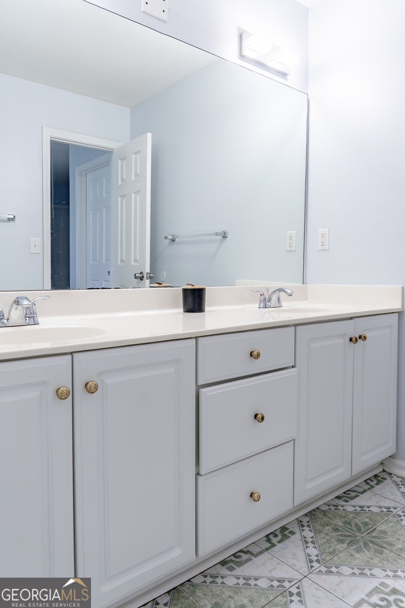 1660 Valley Club Drive Lawrenceville - 11