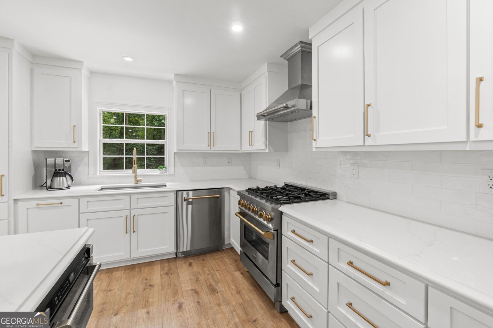 4469 Flat Creek Drive Gainesville - 23