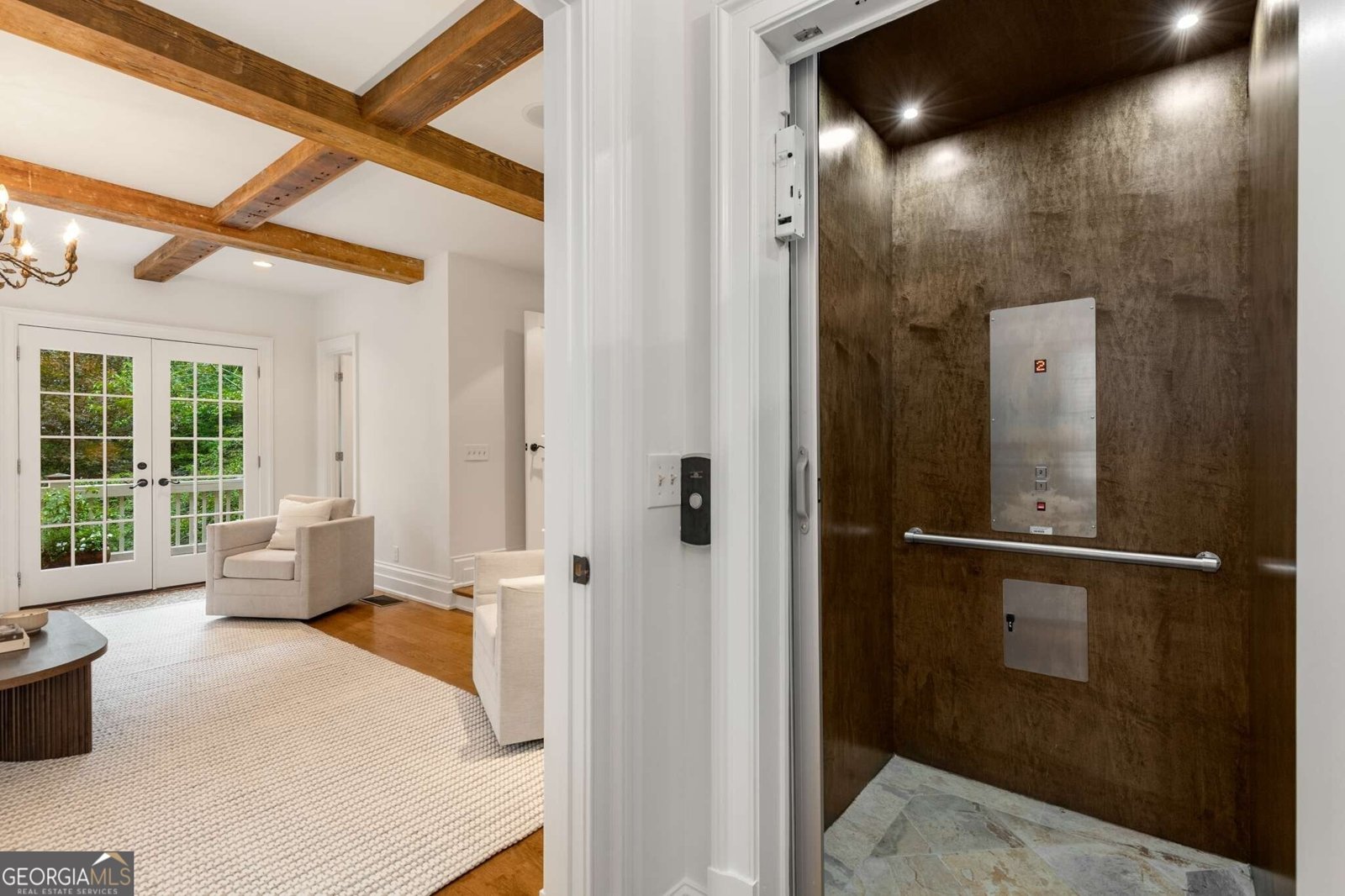 1370 Hanover West Drive Atlanta - 23