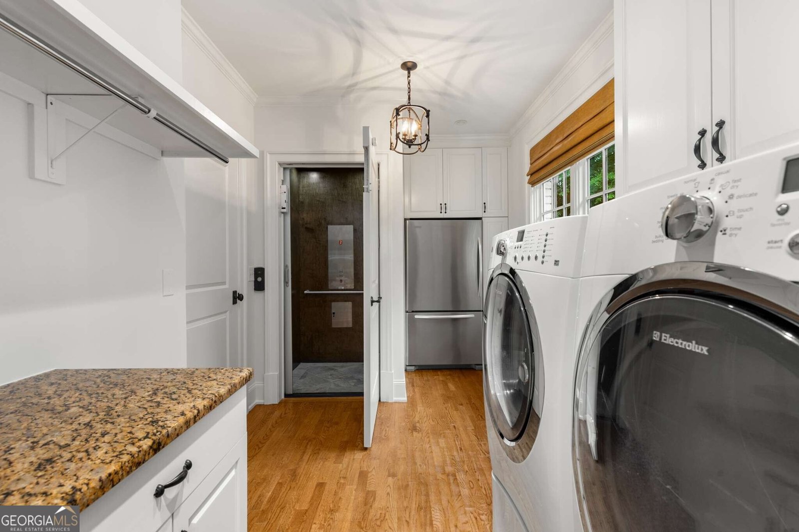 1370 Hanover West Drive Atlanta - 24