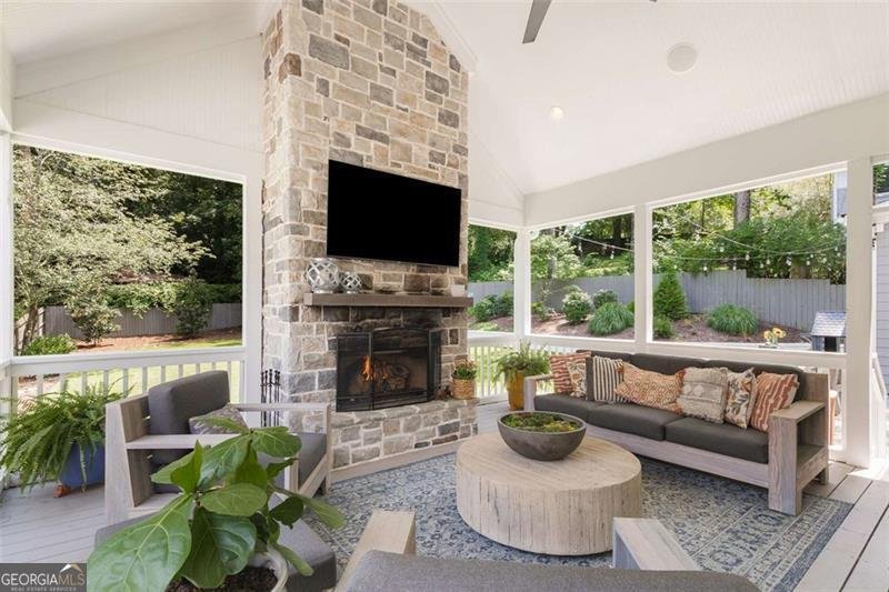 2658 Cove Brookhaven - 36