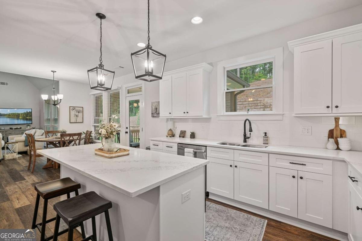 298 Boulder Lake Drive Cartersville - 8