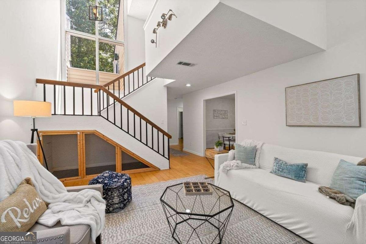608 Serramonte Drive Marietta - 2