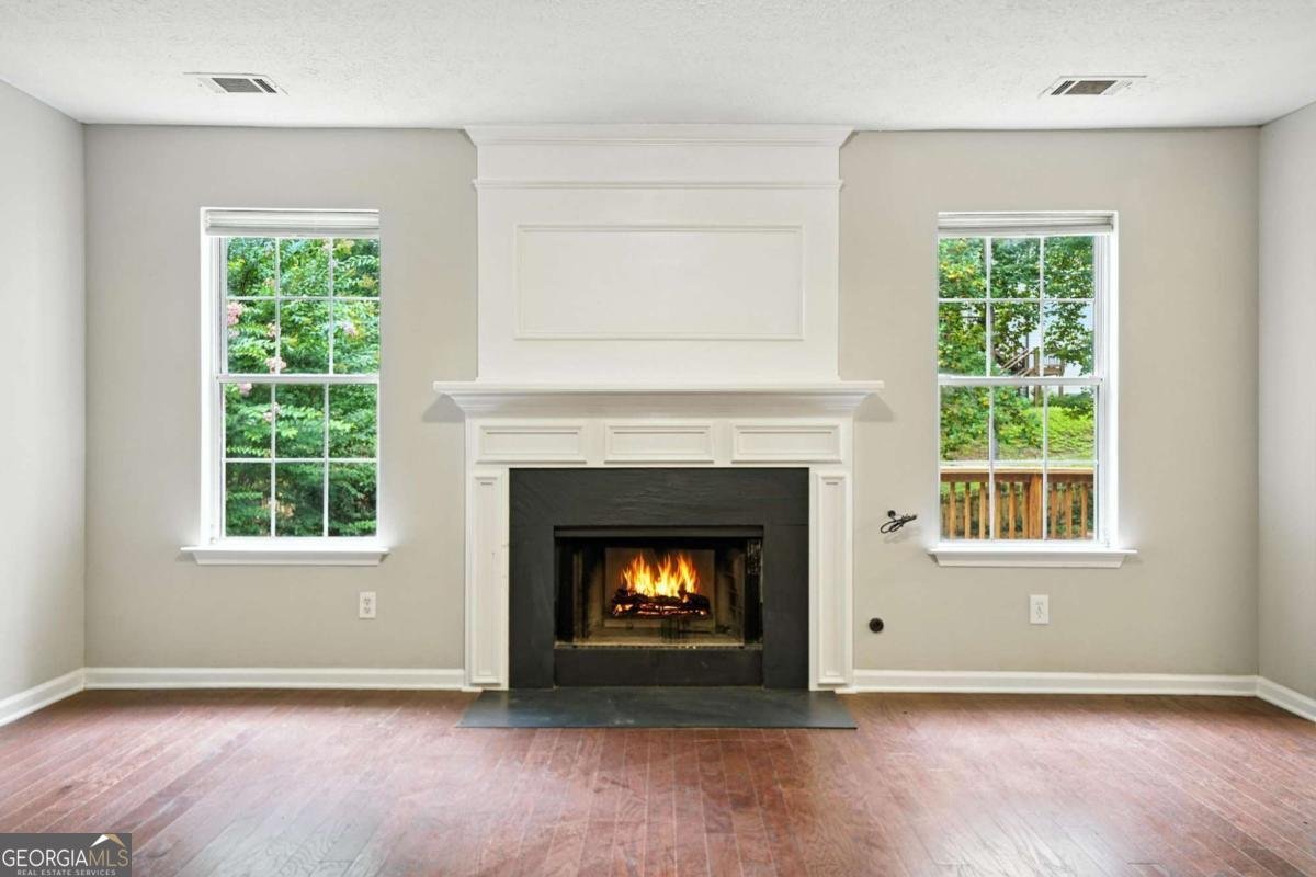 1506 Shadow Ridge Circle Woodstock - 17