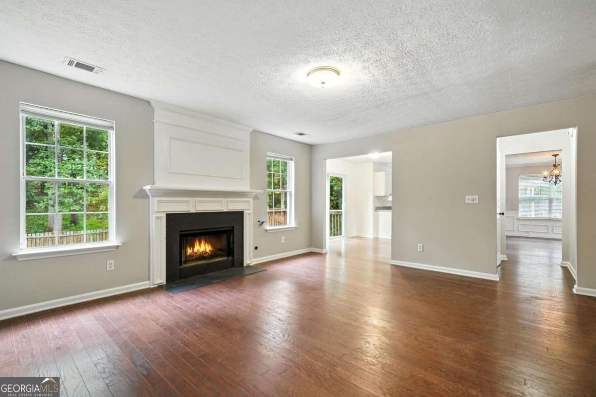 1506 Shadow Ridge Circle Woodstock - 18