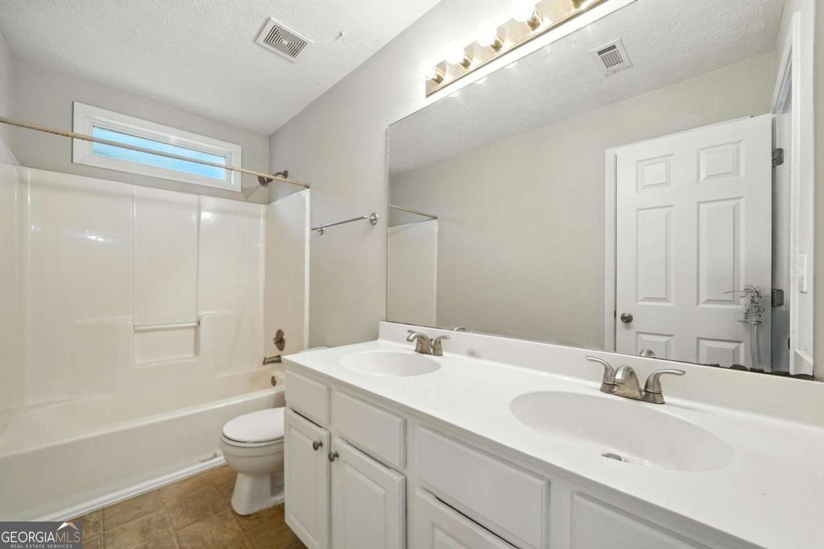 1506 Shadow Ridge Circle Woodstock - 38