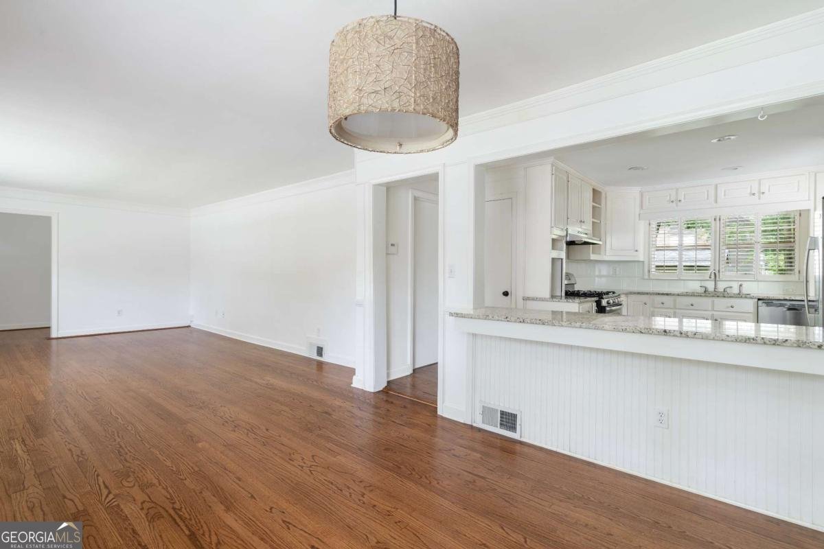 1800 Rosalind Drive Atlanta - 18