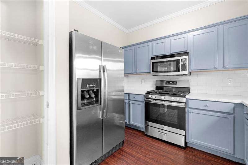 4610 BLUE IRIS Way Oakwood - 11
