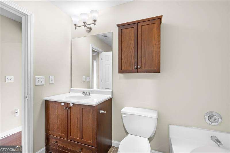 4610 BLUE IRIS Way Oakwood - 17