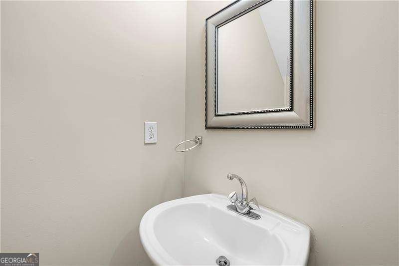 4610 BLUE IRIS Way Oakwood - 23