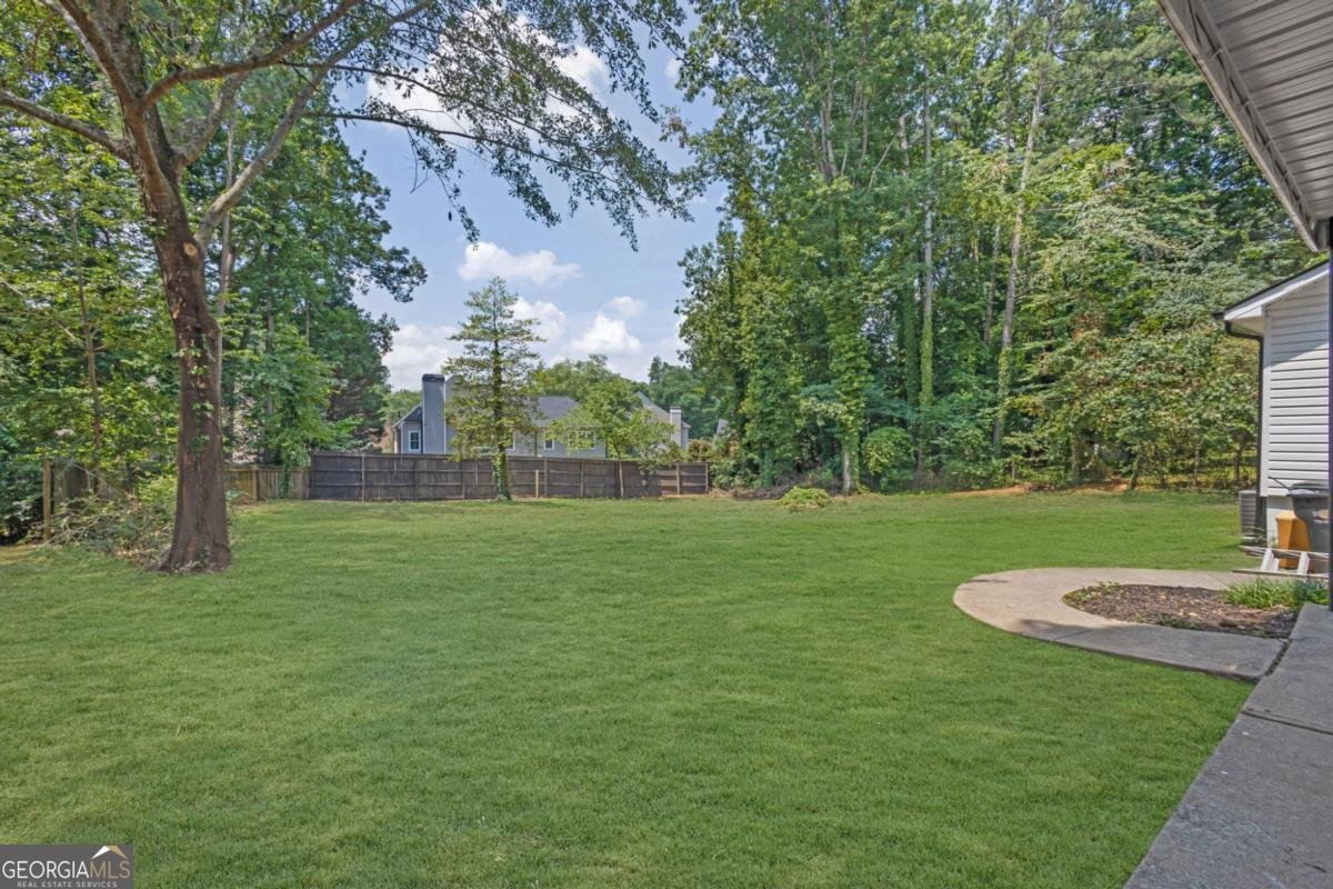 5601 Due West Road Powder Springs - 30