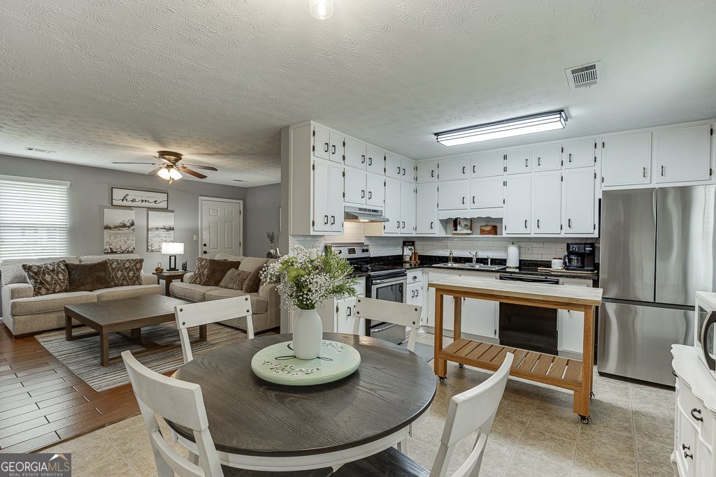 2035 Gum Creek Lane Loganville - 13