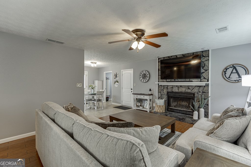 2035 Gum Creek Lane Loganville - 6