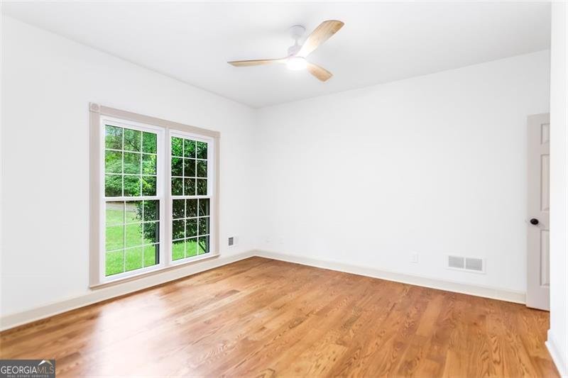 120 Emerald Fayetteville - 9