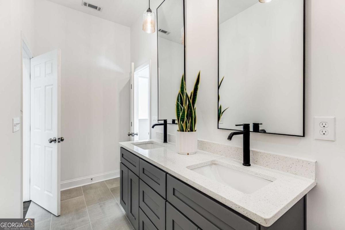 971 Washington Place Atlanta - 13
