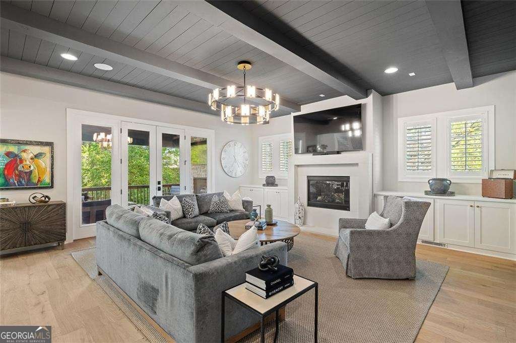 2583 Apple Valley Road Brookhaven - 6