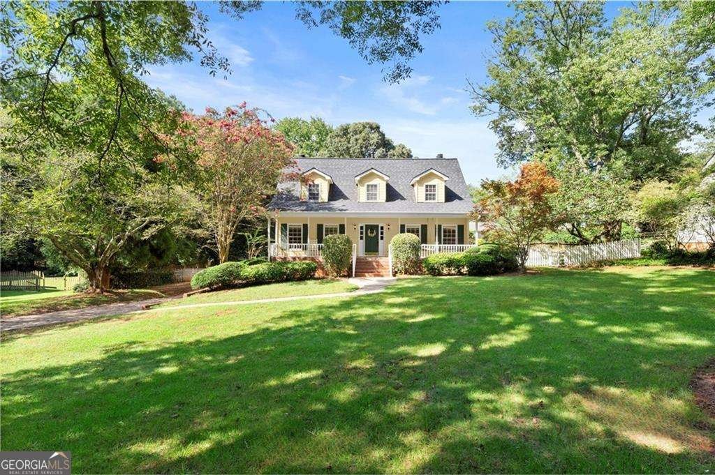 965 Lake Charles Drive Roswell - 1