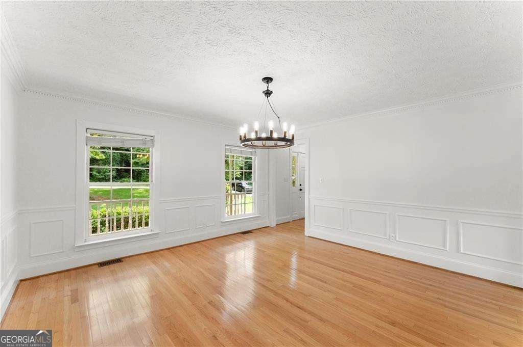965 Lake Charles Drive Roswell - 14