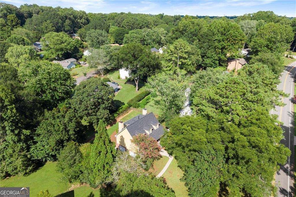 965 Lake Charles Drive Roswell - 36