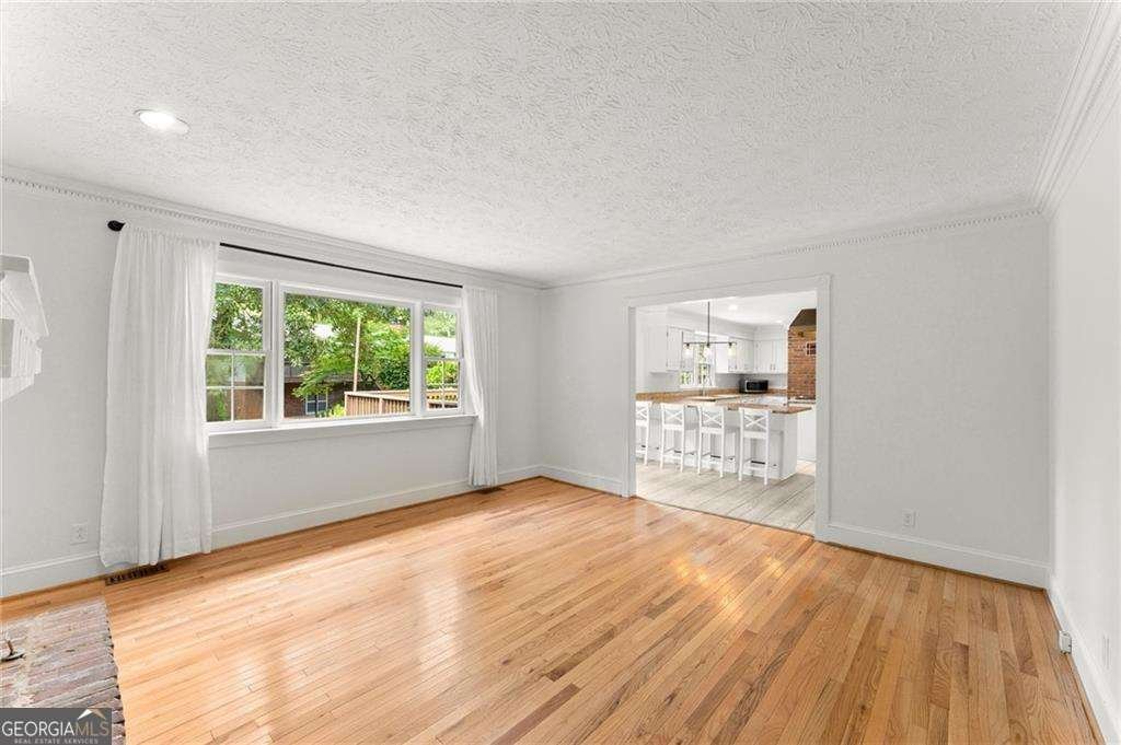 965 Lake Charles Drive Roswell - 9