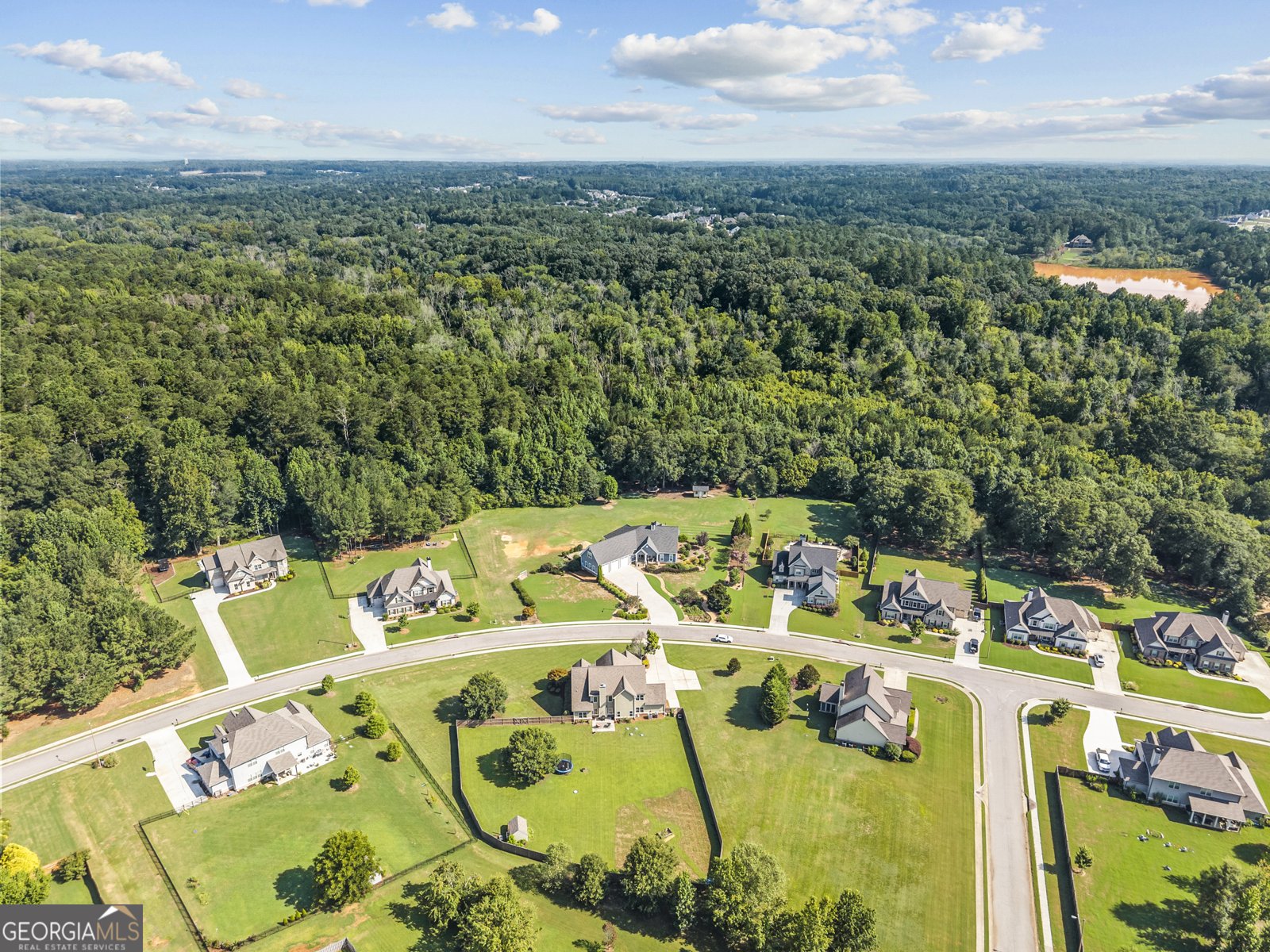 2492 Rambling Rill Drive Statham - 33