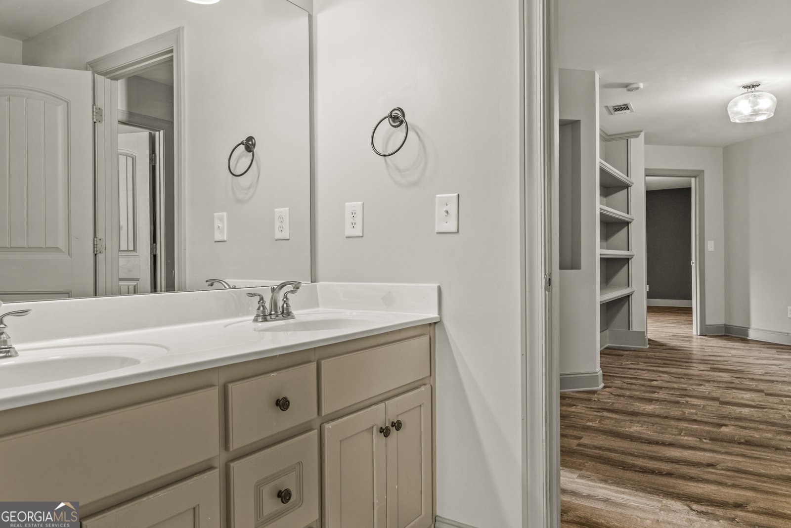 2492 Rambling Rill Drive Statham - 40