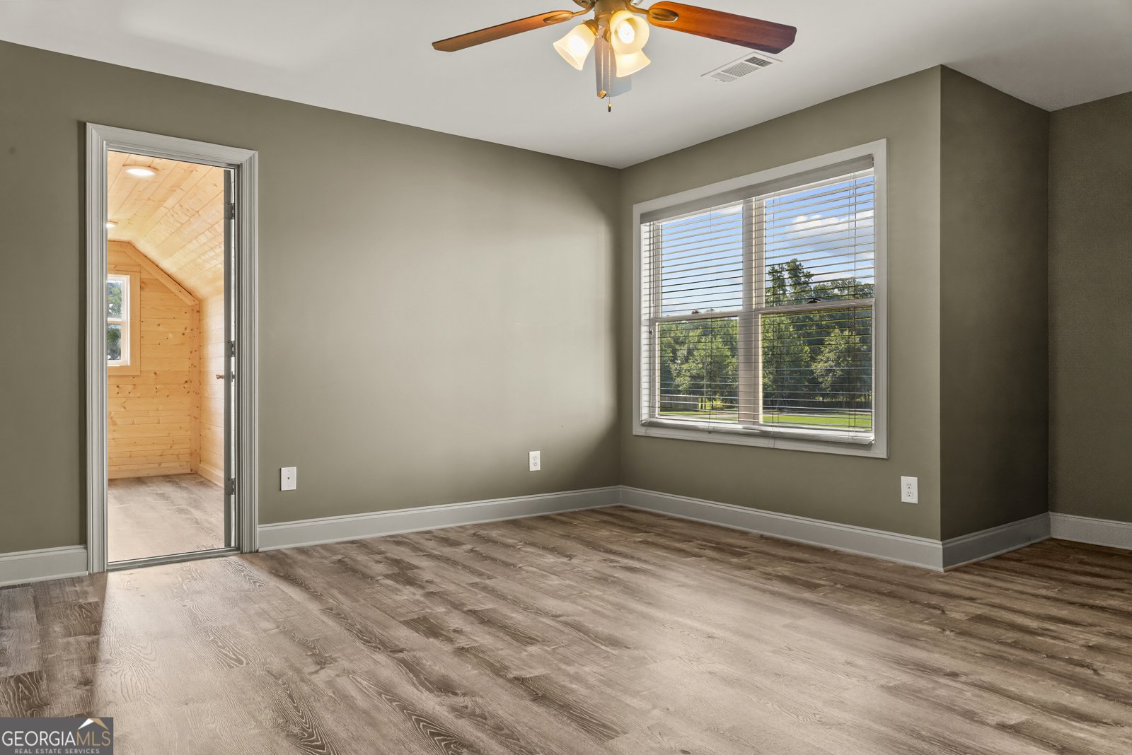 2492 Rambling Rill Drive Statham - 9