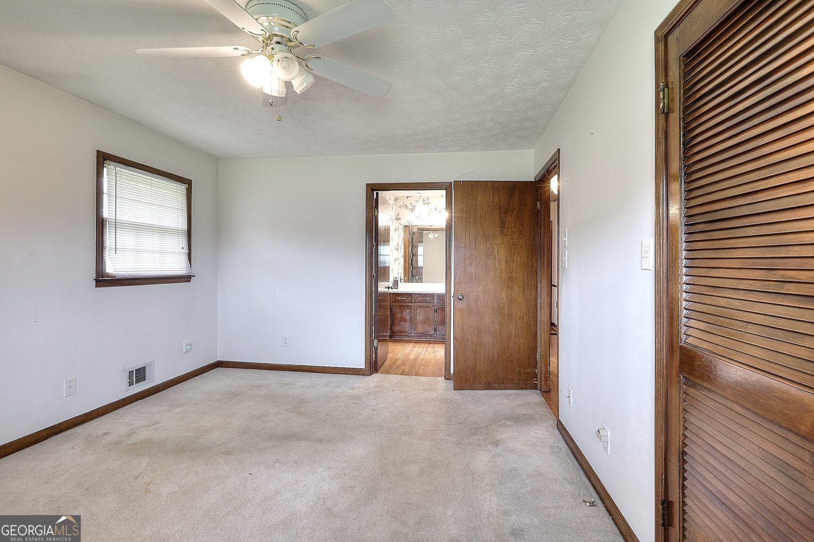 1735 Knight Circle Loganville - 18