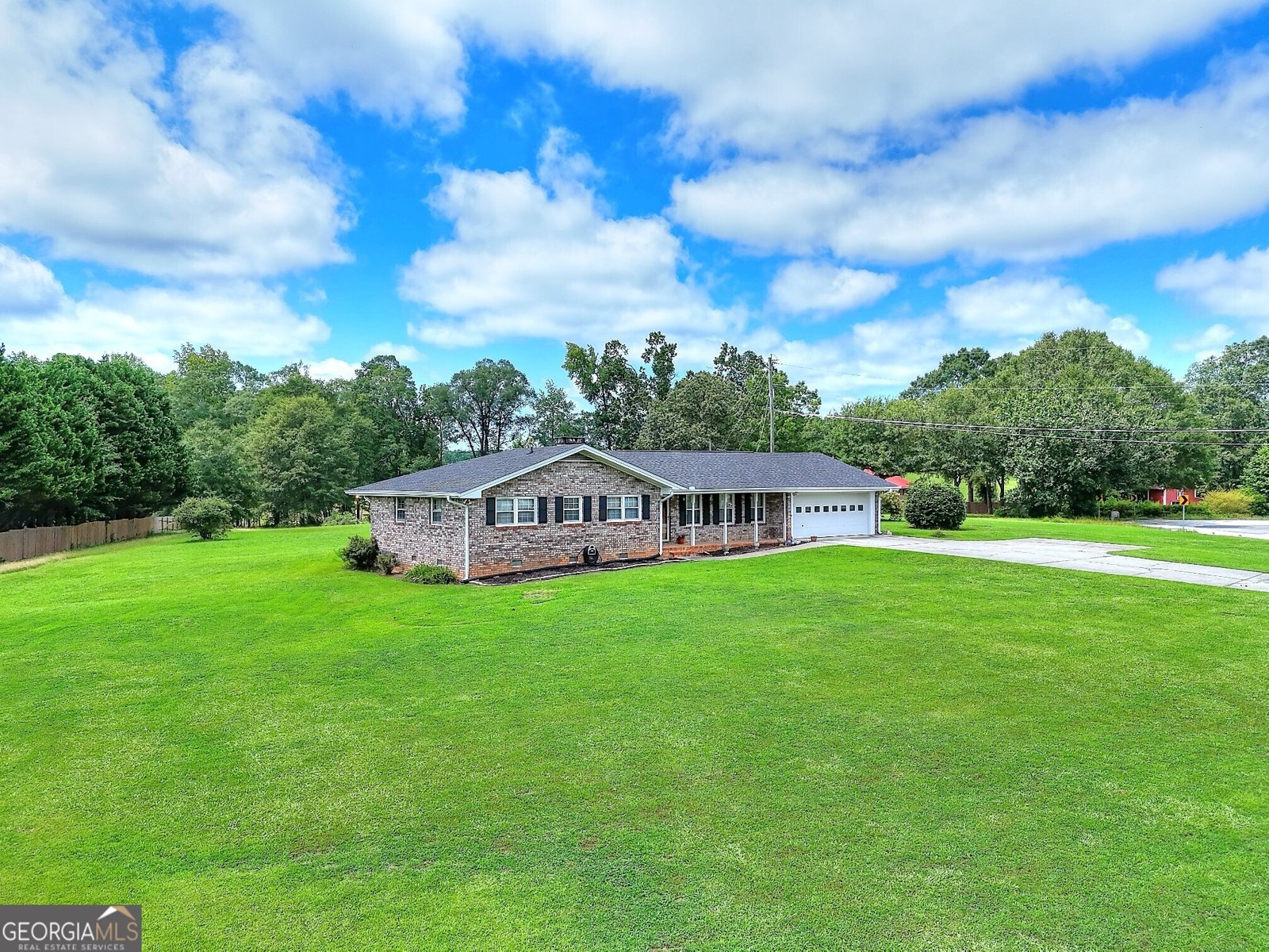 1735 Knight Circle Loganville - 2