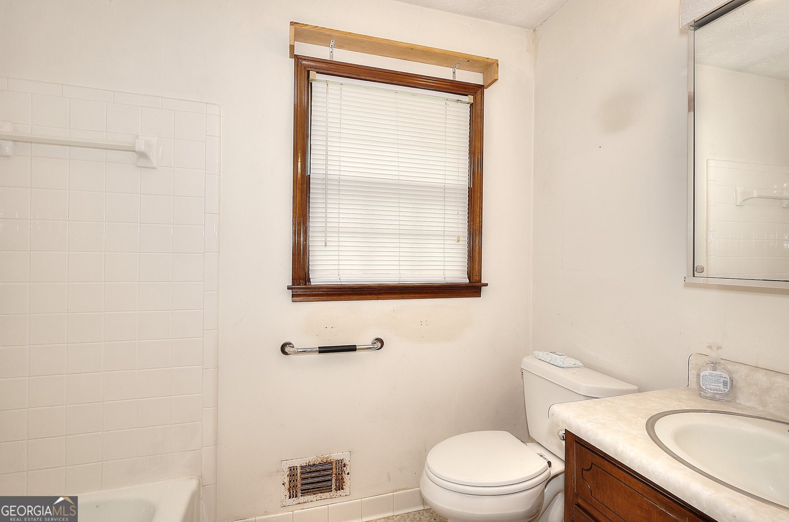 1735 Knight Circle Loganville - 22