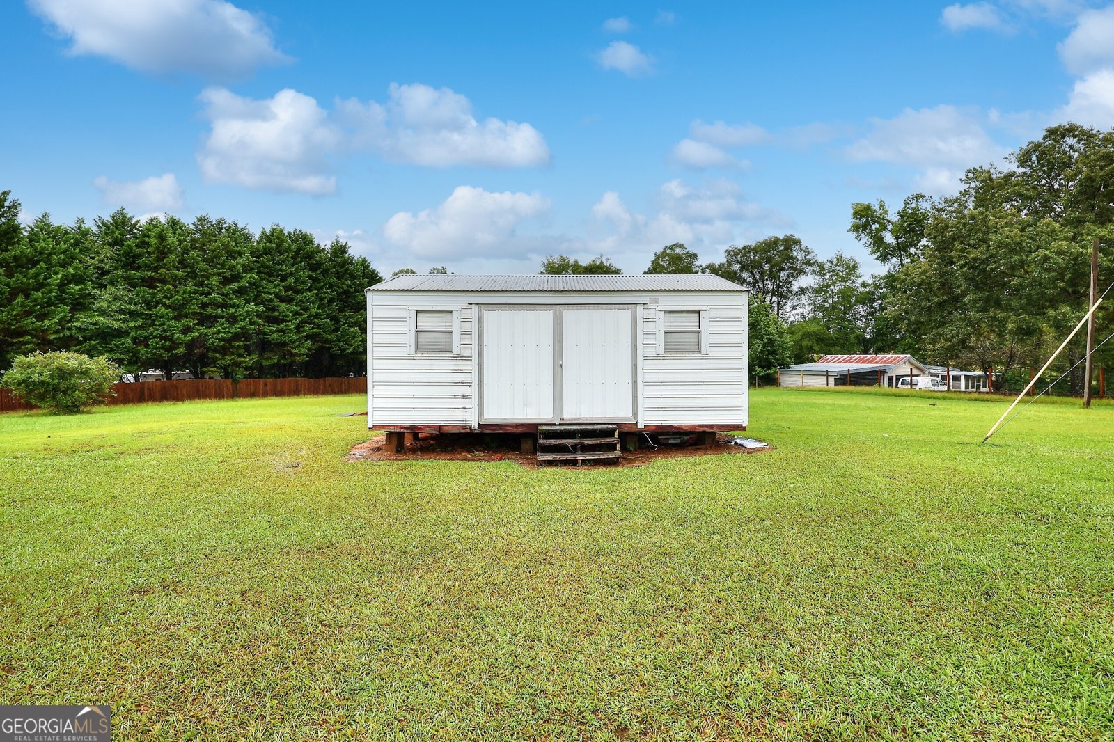 1735 Knight Circle Loganville - 4