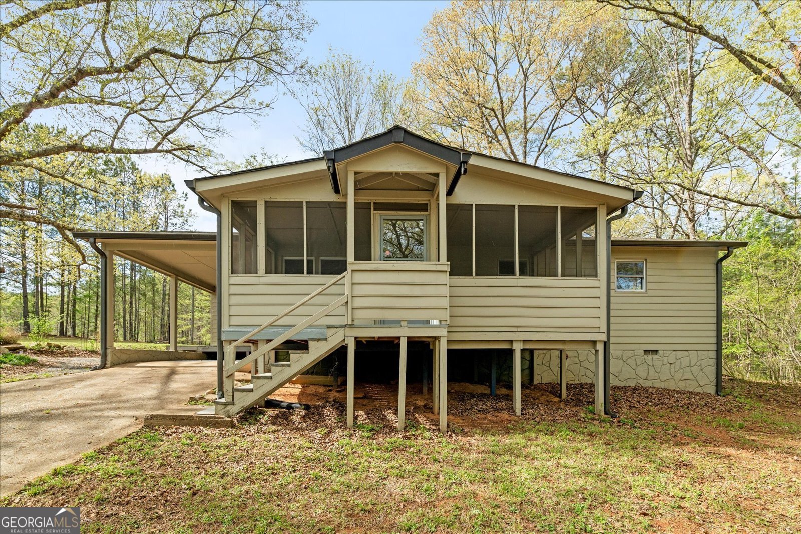 5026 Daniell Mill Road Winston - 1