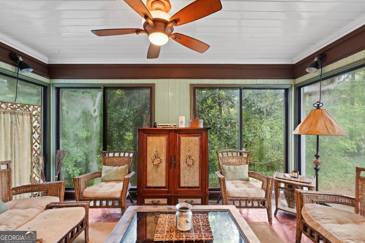 465 Forest Hills Drive Sandy Springs - 11
