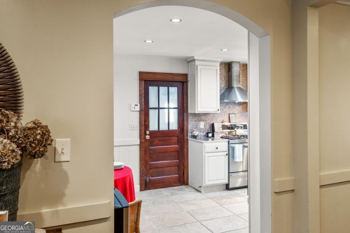 465 Forest Hills Drive Sandy Springs - 12