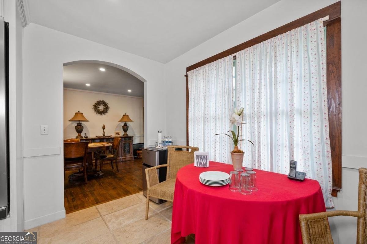 465 Forest Hills Drive Sandy Springs - 13