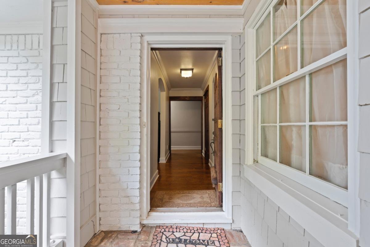 465 Forest Hills Drive Sandy Springs - 2