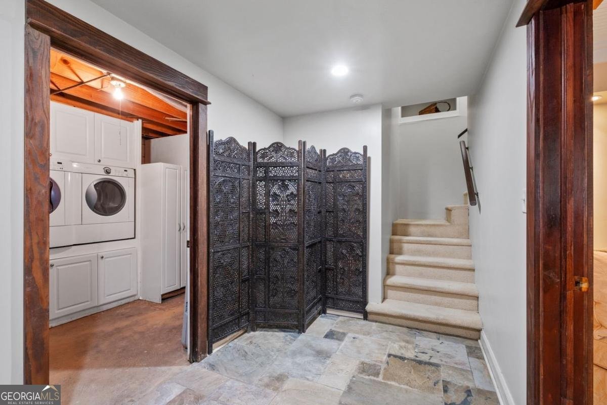 465 Forest Hills Drive Sandy Springs - 32