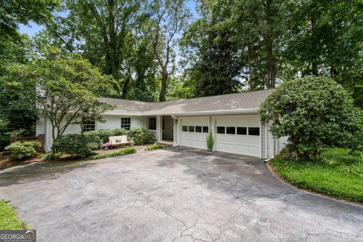 465 Forest Hills Drive Sandy Springs - 48
