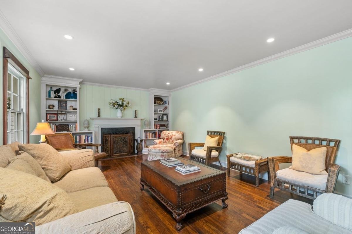 465 Forest Hills Drive Sandy Springs - 5