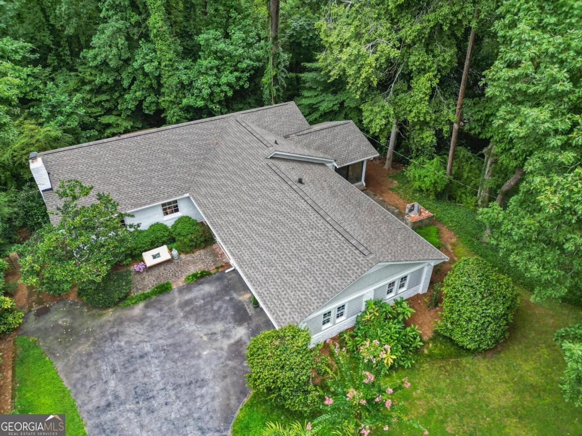 465 Forest Hills Drive Sandy Springs - 54