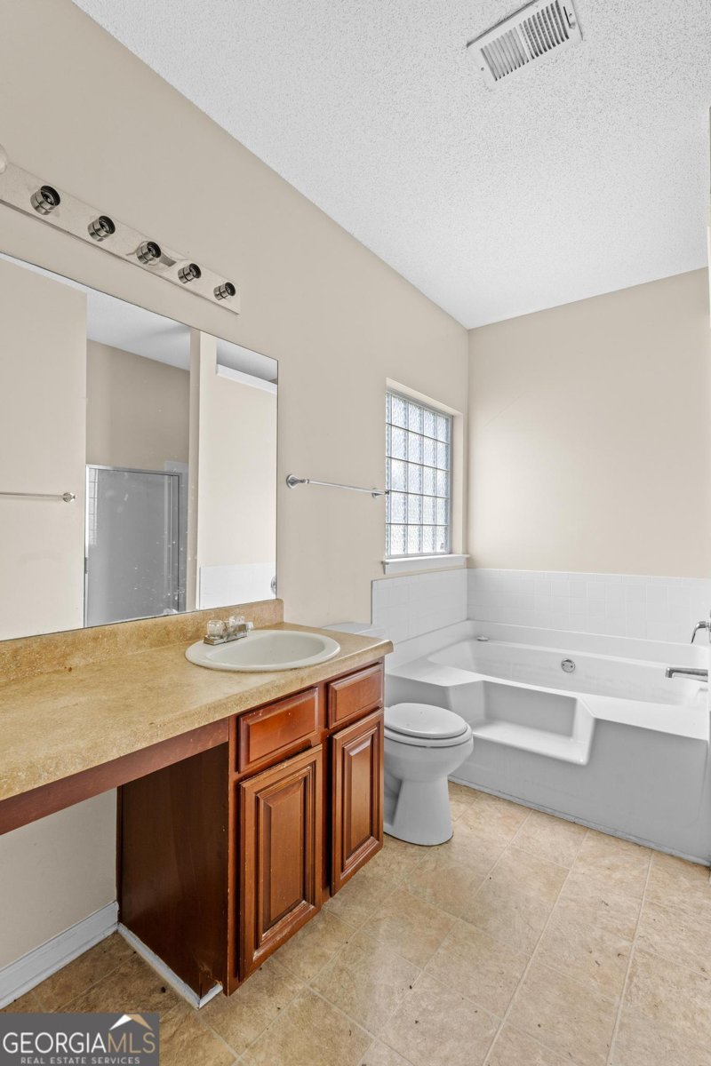 7806 Newbury Drive Jonesboro - 19