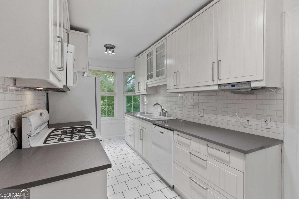 2230 Peachtree Road Atlanta - 16