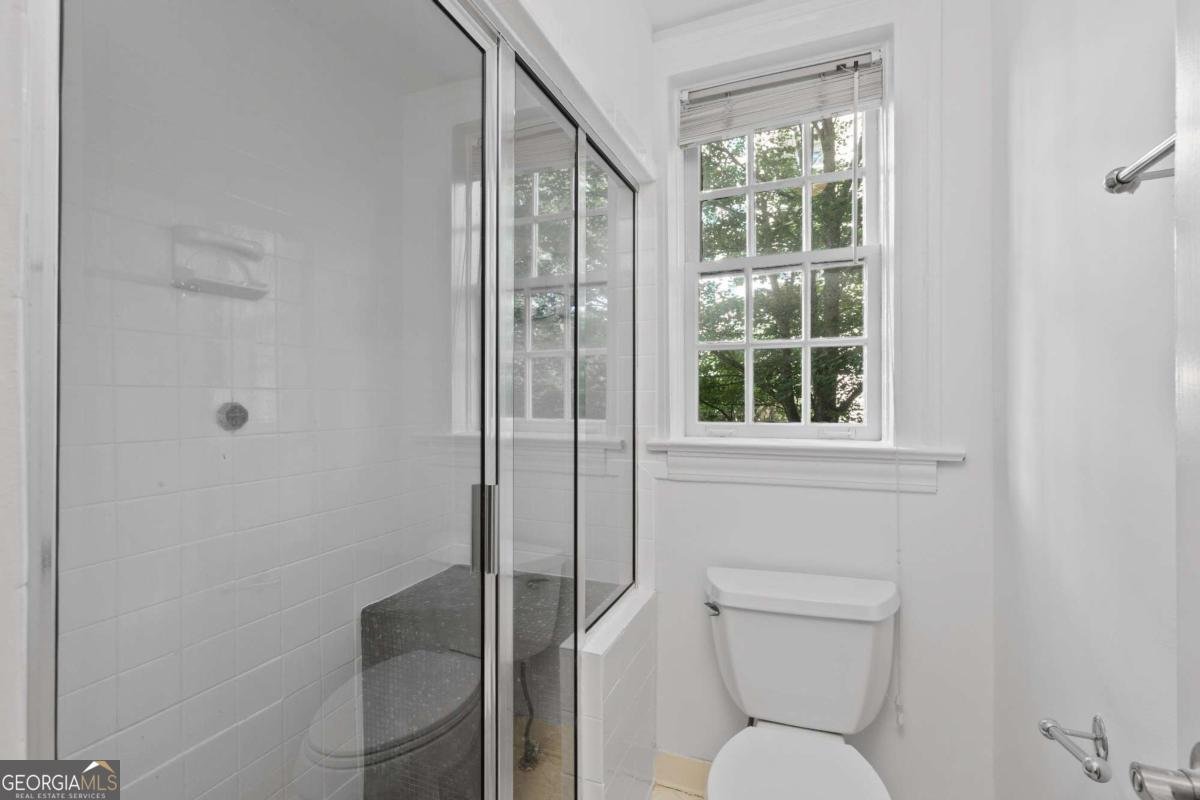 2230 Peachtree Road Atlanta - 22