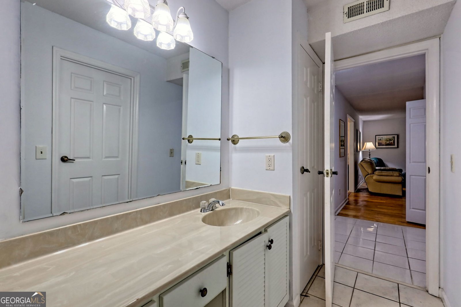 230 Stornoway Drive Clayton - 32