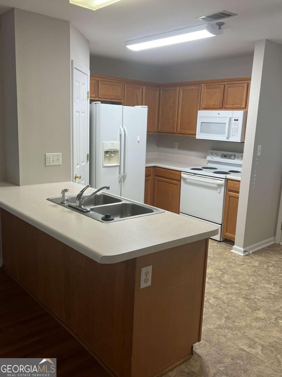 637 Huntington Road Athens - 7