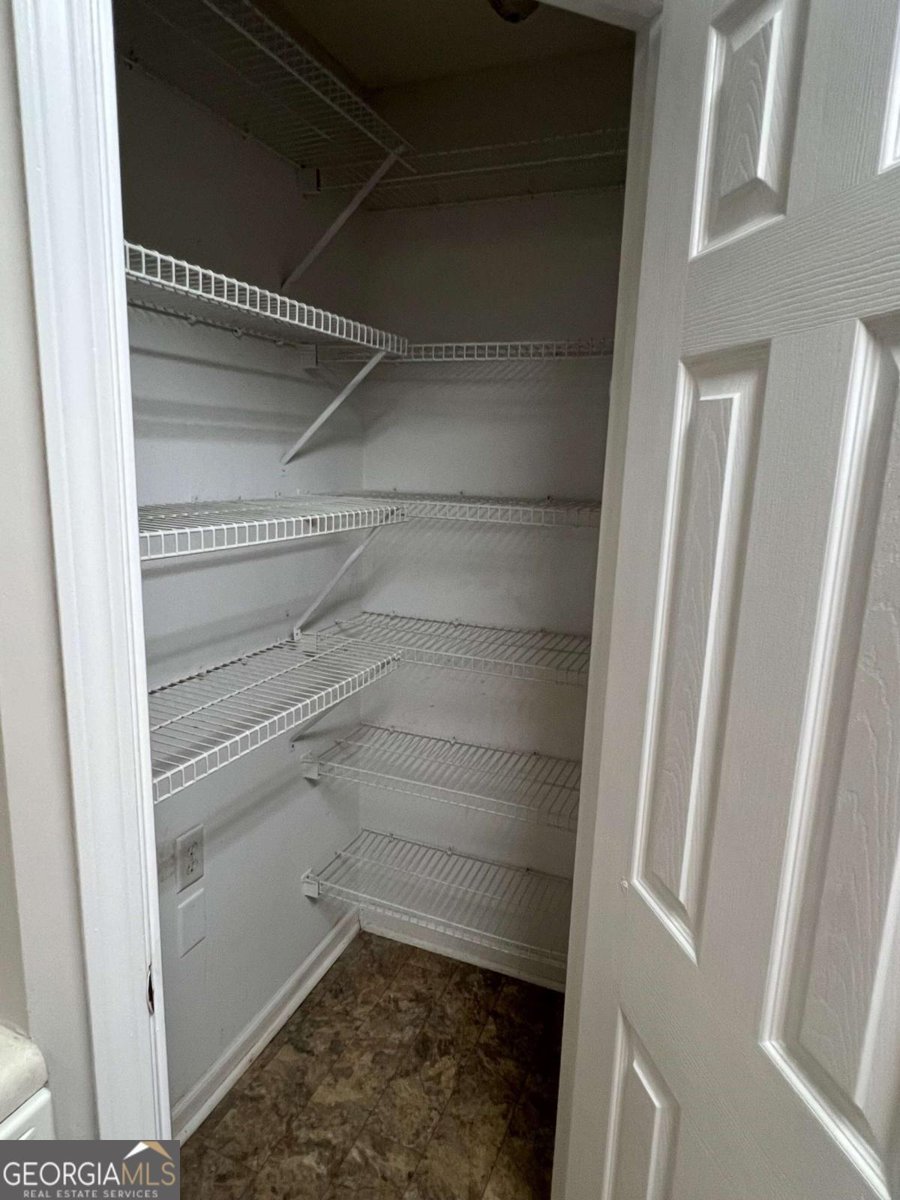 637 Huntington Road Athens - 9