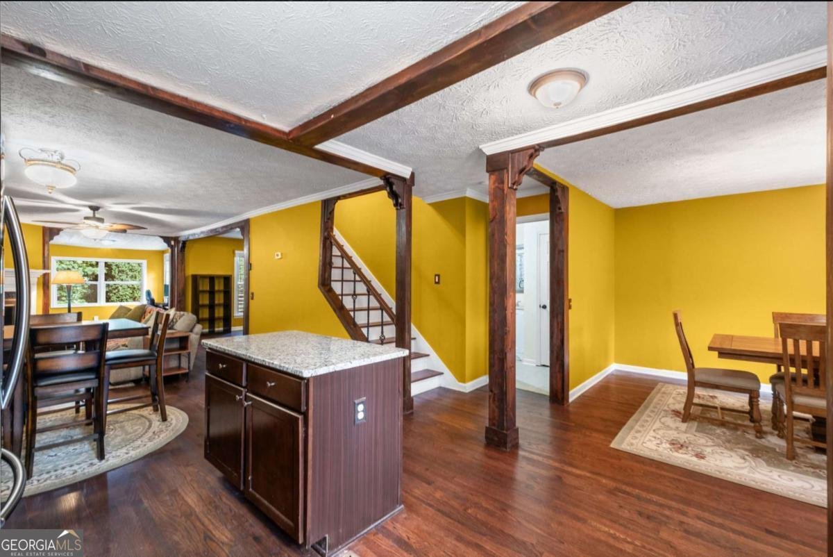 594 Manning Road Marietta - 1