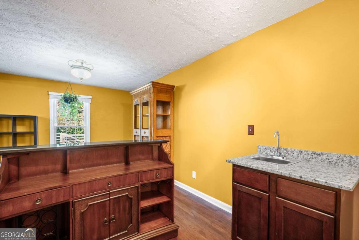594 Manning Road Marietta - 12